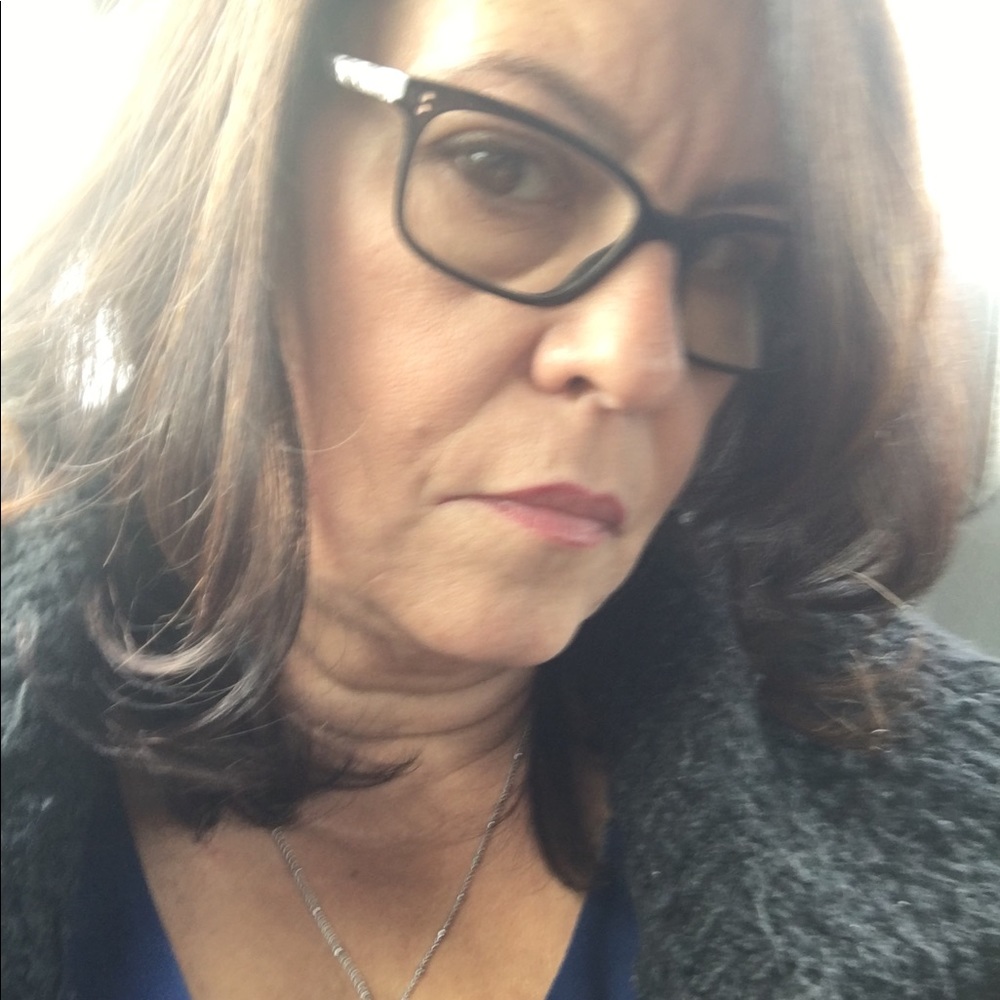 Meet your Posher, Elda